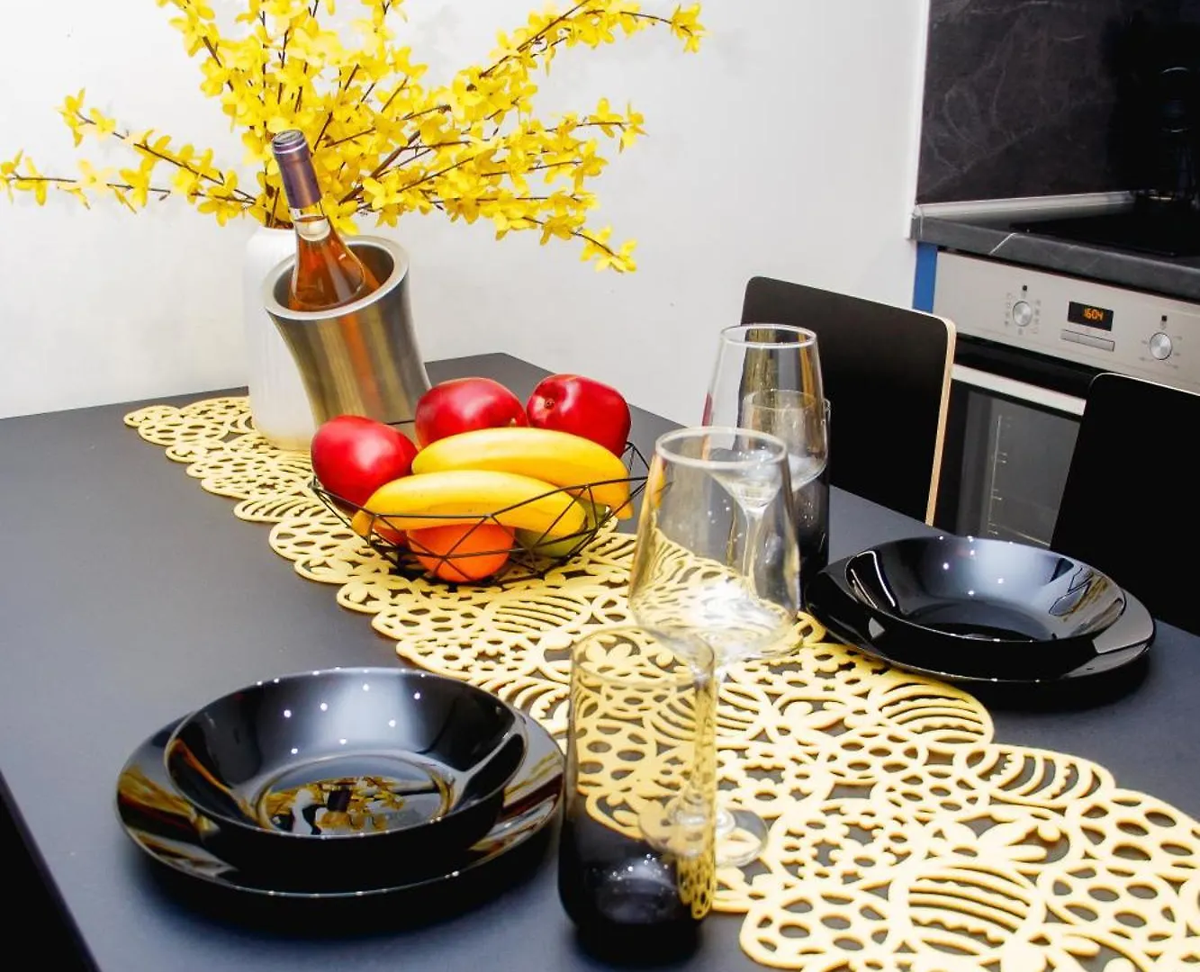 T&N Central Amazing Apartment Салоники